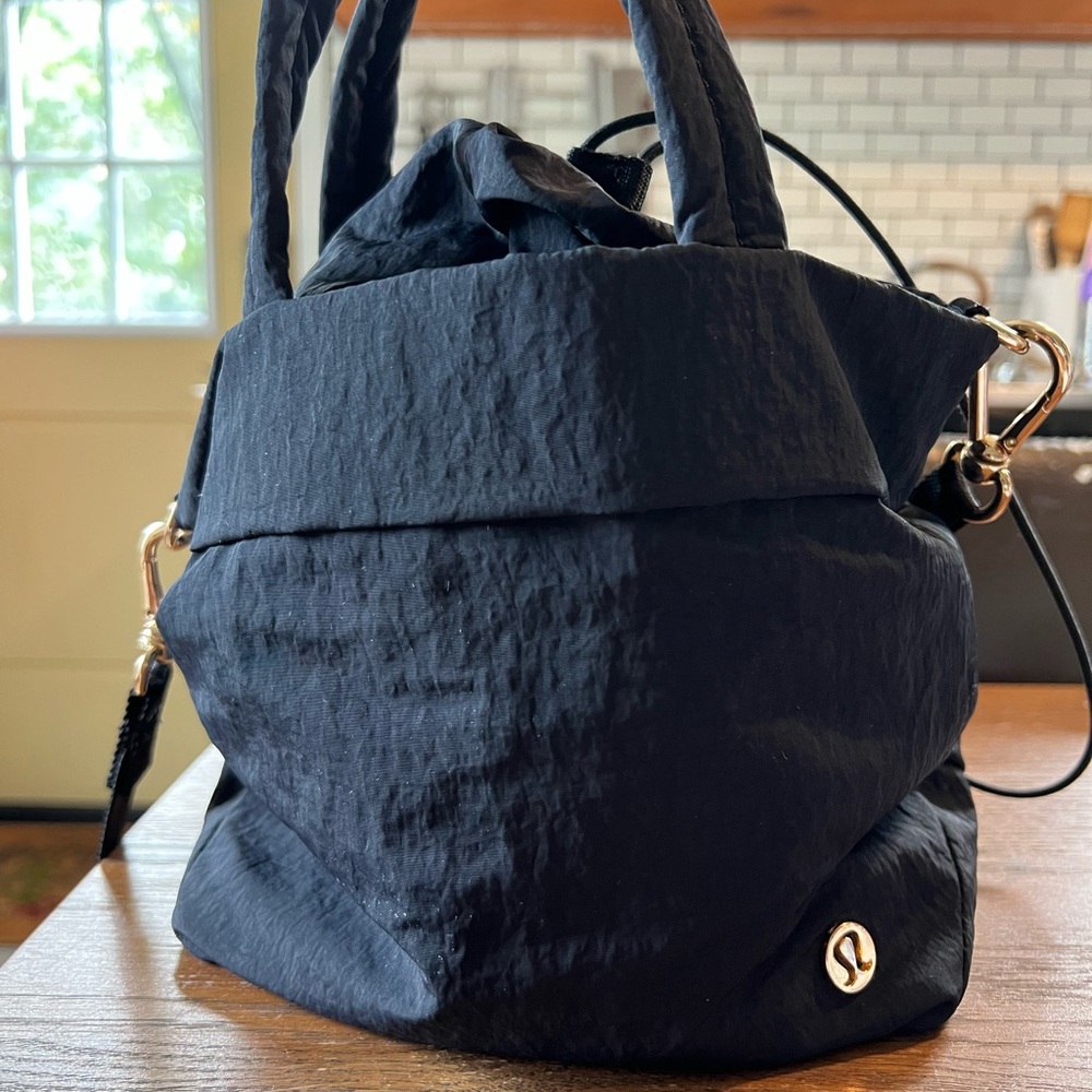 Lululemon Purse